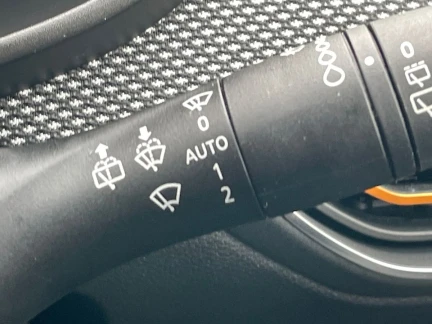 Vehicle Thumbnail 28