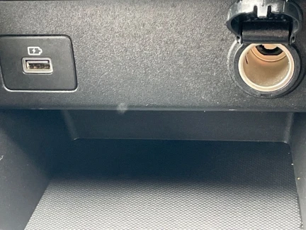 Vehicle Thumbnail 31