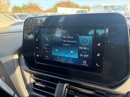 Vehicle Thumbnail 15