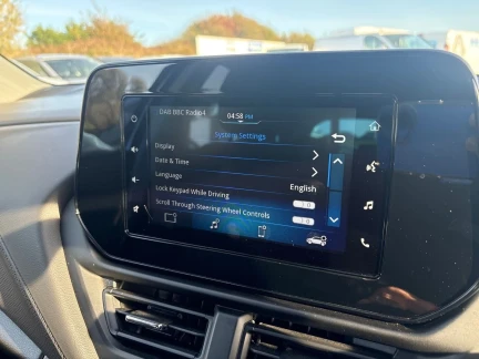 Vehicle Thumbnail 16