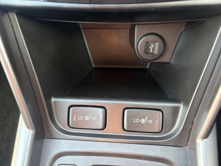 Vehicle Thumbnail 25