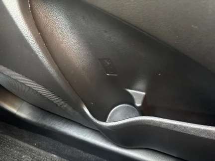 Vehicle Thumbnail 28