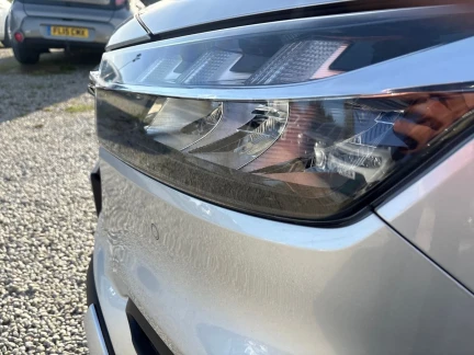 Vehicle Thumbnail 35