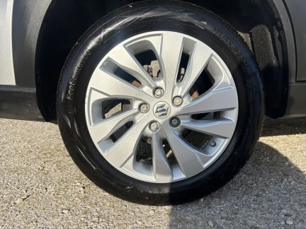 Vehicle Thumbnail 38