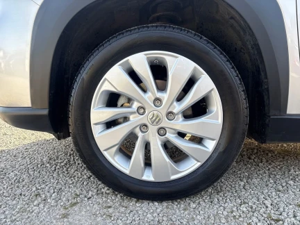 Vehicle Thumbnail 41