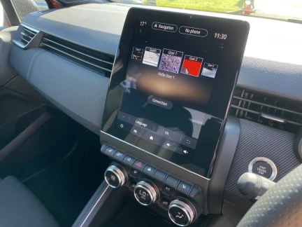 Vehicle Thumbnail 15