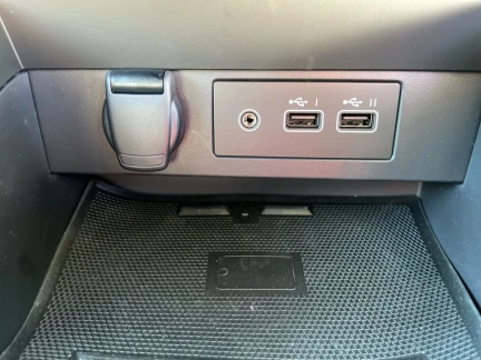 Vehicle Thumbnail 23