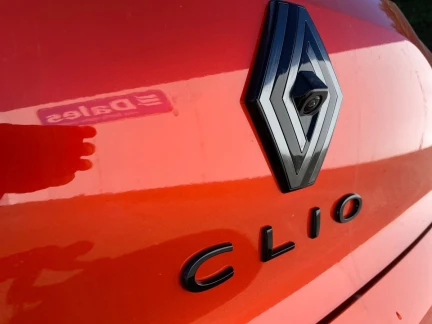 Vehicle Thumbnail 39