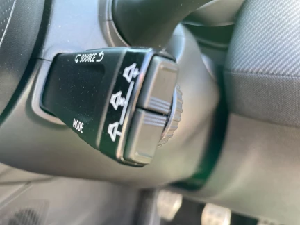 Vehicle Thumbnail 41