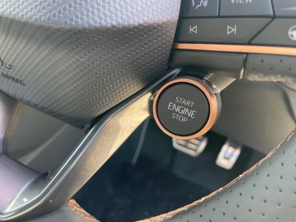 Vehicle Thumbnail 23