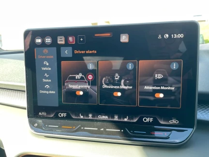 Vehicle Thumbnail 34