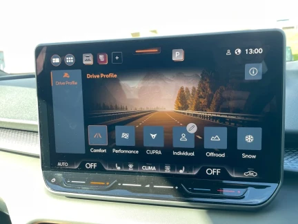 Vehicle Thumbnail 35