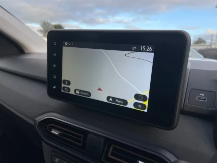 Vehicle Thumbnail 16
