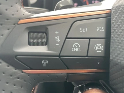 Vehicle Thumbnail 19