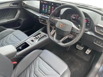 Vehicle Thumbnail 8