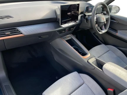 Vehicle Thumbnail 11