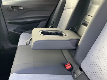 Vehicle Thumbnail 22