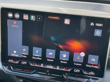 Vehicle Thumbnail 33