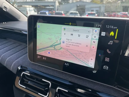 Vehicle Thumbnail 16