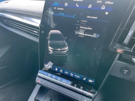 Vehicle Thumbnail 24
