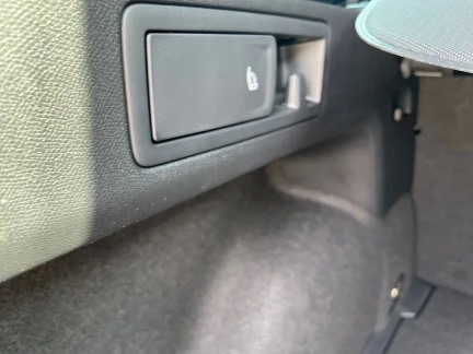 Vehicle Thumbnail 22