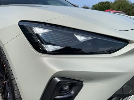 Vehicle Thumbnail 26