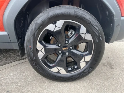 Vehicle Thumbnail 22