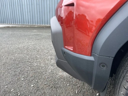 Vehicle Thumbnail 25