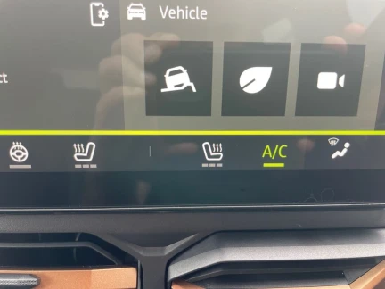 Vehicle Thumbnail 33