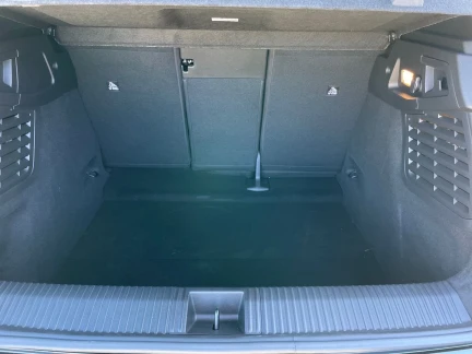 Vehicle Thumbnail 21