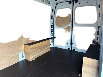 Vehicle Thumbnail 20