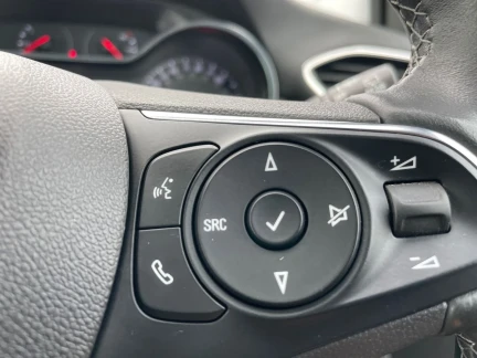 Vehicle Thumbnail 27