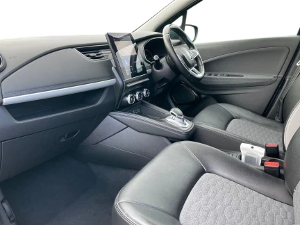 Vehicle Thumbnail 10