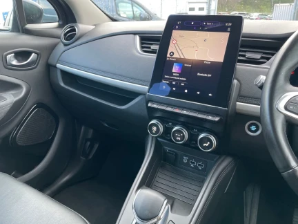 Vehicle Thumbnail 11