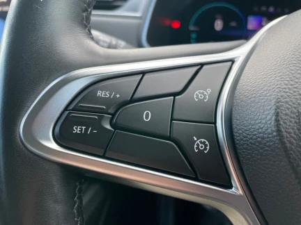 Vehicle Thumbnail 18