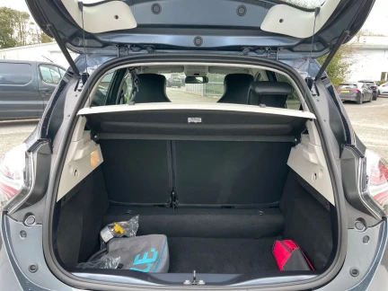 Vehicle Thumbnail 20