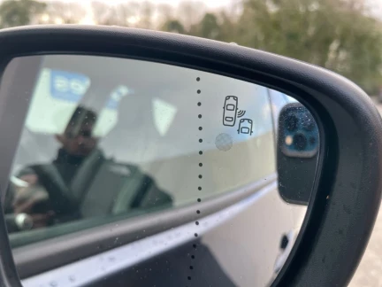 Vehicle Thumbnail 29