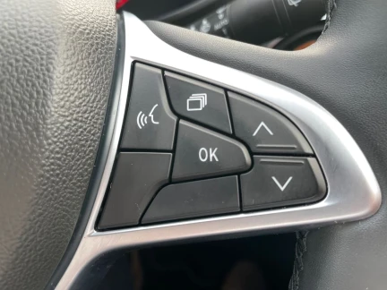 Vehicle Thumbnail 21