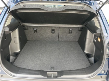 Vehicle Thumbnail 20