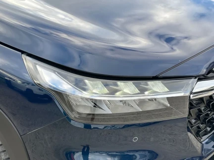 Vehicle Thumbnail 22