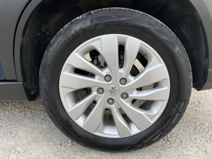 Vehicle Thumbnail 30