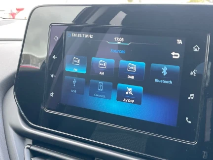 Vehicle Thumbnail 33