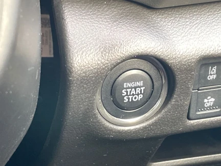 Vehicle Thumbnail 38