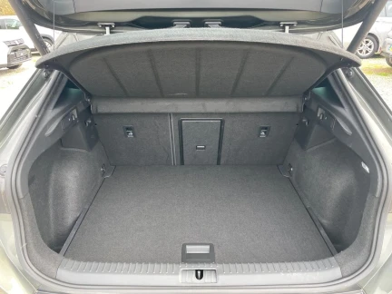 Vehicle Thumbnail 20