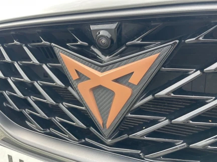 Vehicle Thumbnail 25