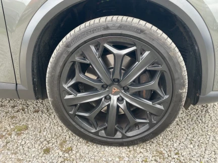 Vehicle Thumbnail 27