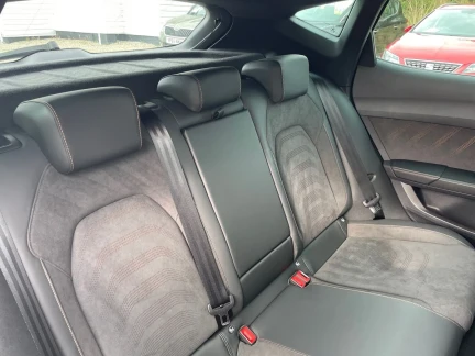 Vehicle Thumbnail 30