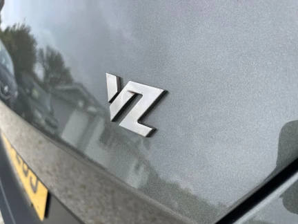 Vehicle Thumbnail 33