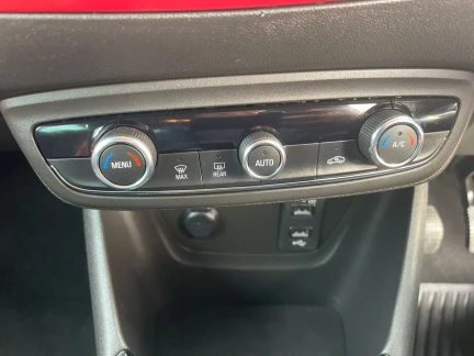 Vehicle Thumbnail 12