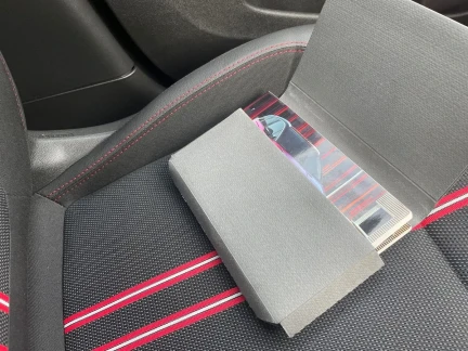 Vehicle Thumbnail 32